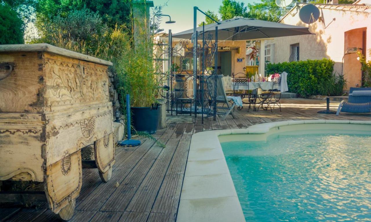 Le Jardin Des Selves Panzió Draguignan Kültér fotó